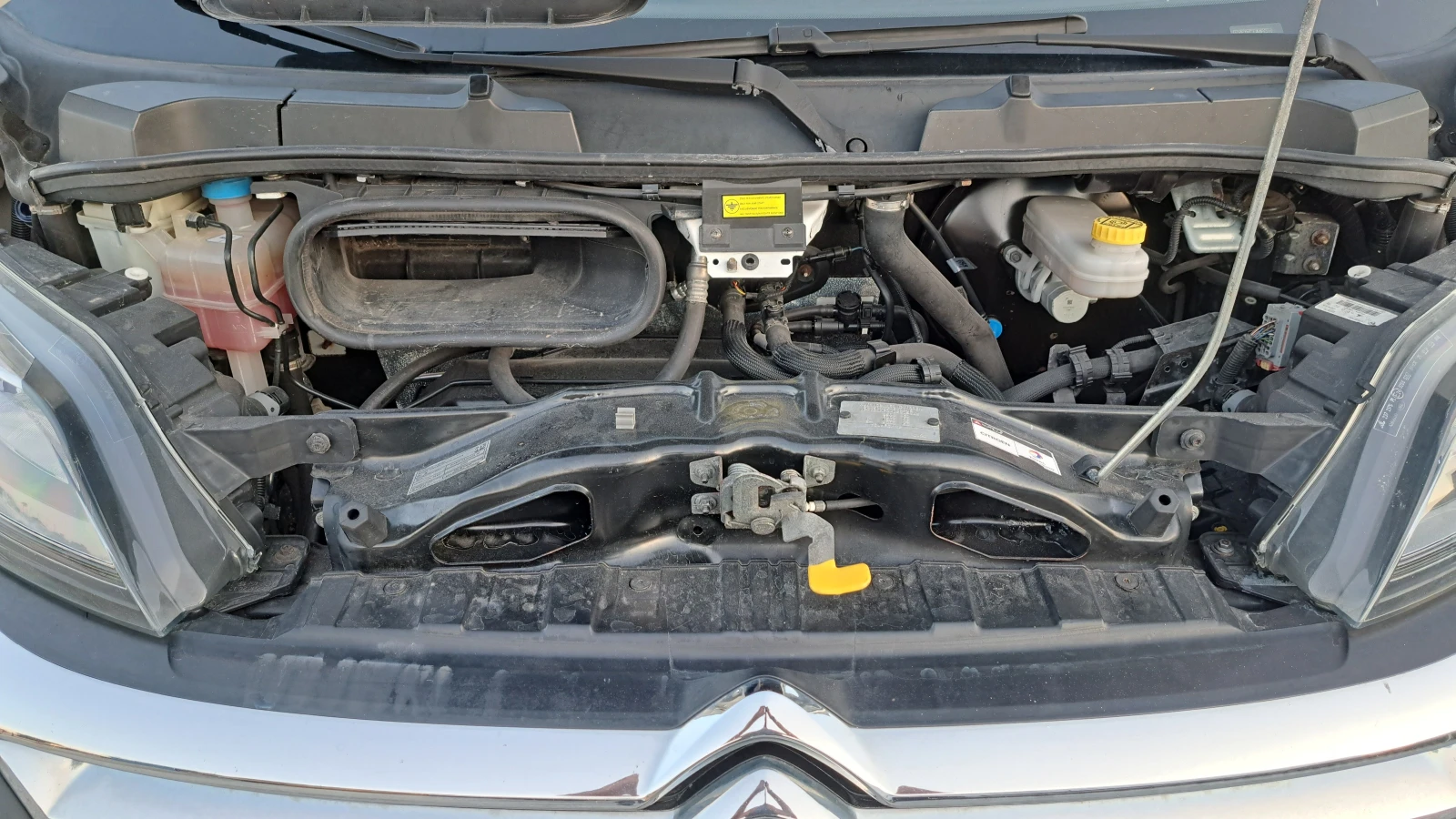 Citroen Jumper 2.2HDI-6ск/КЛИМАТРОНИК/КАМЕРА/АВТОПИЛОТ/НАВИГАЦИЯ , снимка 16 - Бусове и автобуси - 55499508