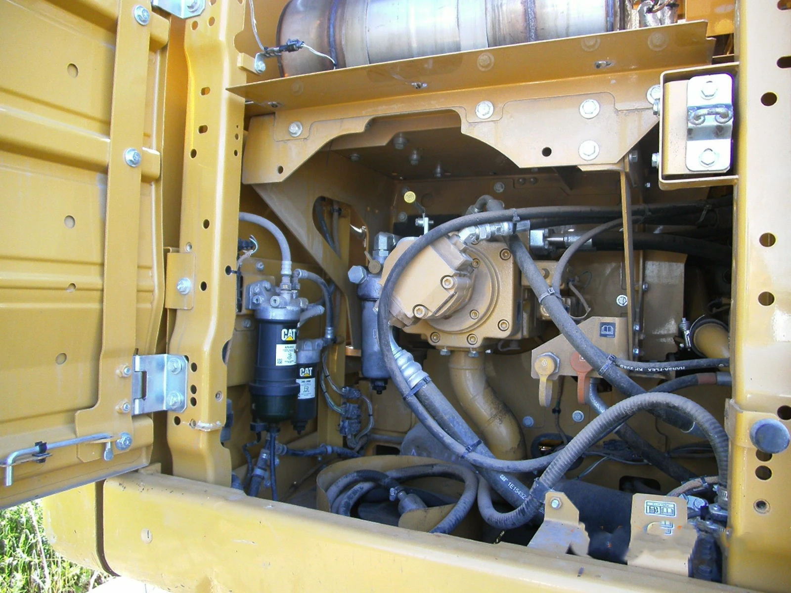 ����� Cat 320-07A | Mobile.bg � ����������� 6