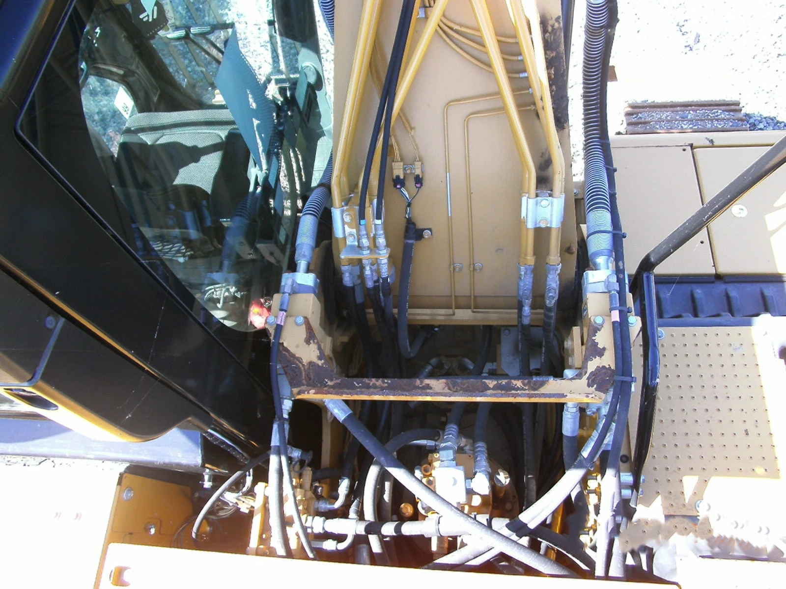 ����� Cat 320-07A | Mobile.bg � ����������� 7