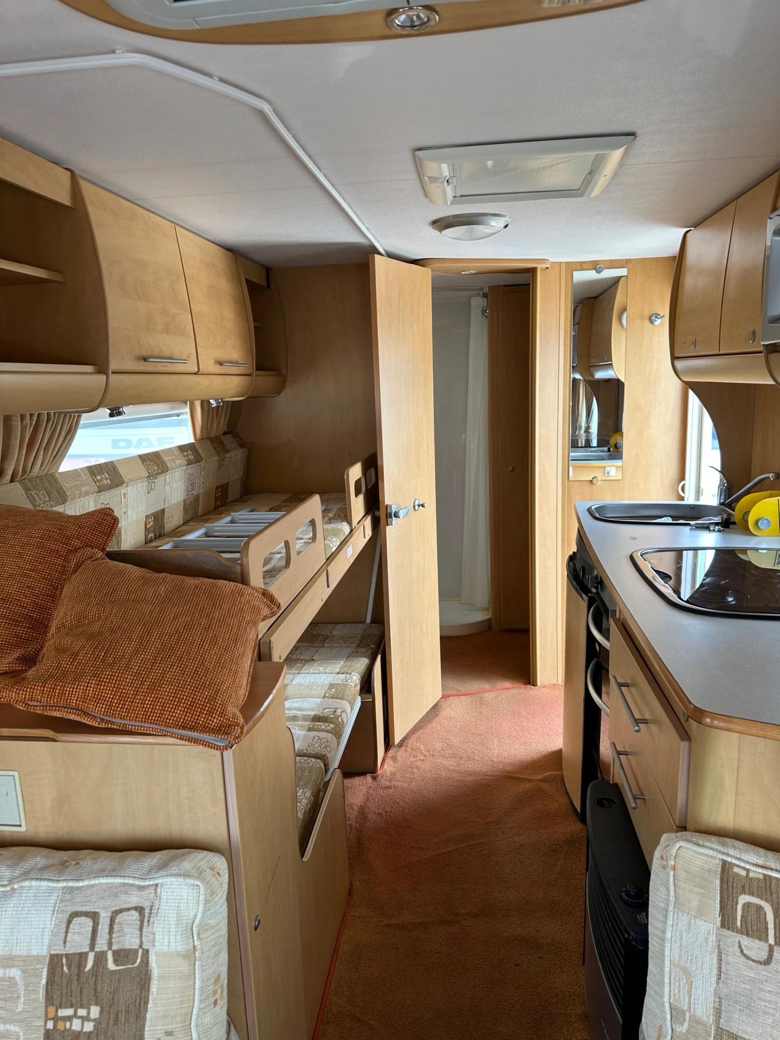 �������� Bailey | Mobile.bg � ����������� 11