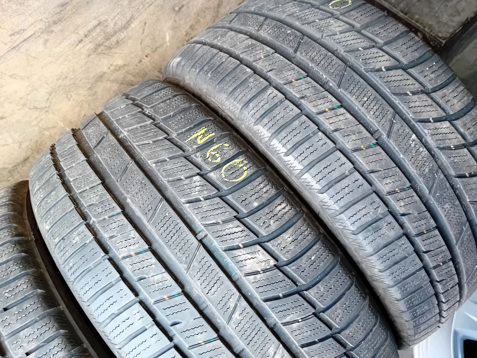  245/40R18 | Mobile.bg   3