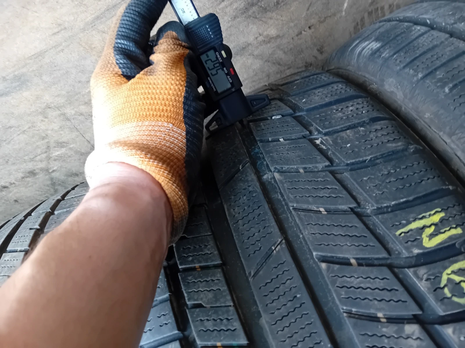  245/40R18 | Mobile.bg   4