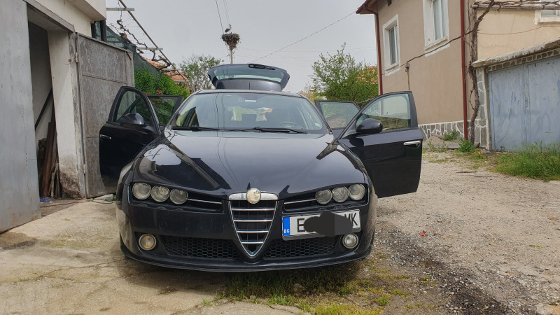 Alfa Romeo 159 sportwagon Facelift, снимка 3 - Автомобили и джипове - 46118542
