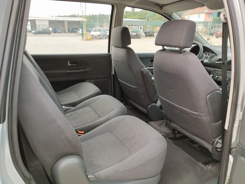 Seat Alhambra 2.0i 115 К.С 6 СКОРОСТИ , снимка 10 - Автомобили и джипове - 46957554