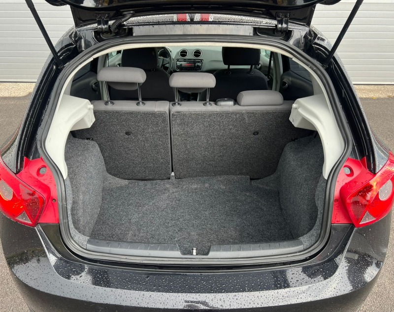 Seat Ibiza 1.2I KLIMATIK , снимка 9 - Автомобили и джипове - 46398500