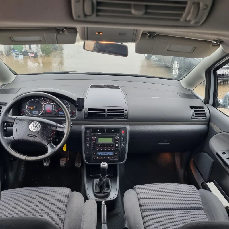 VW Sharan 1.9//115кс., снимка 7 - Автомобили и джипове - 48424030