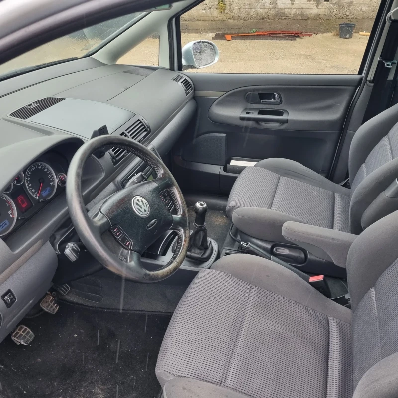 VW Sharan 1.9//115кс., снимка 8 - Автомобили и джипове - 48424030