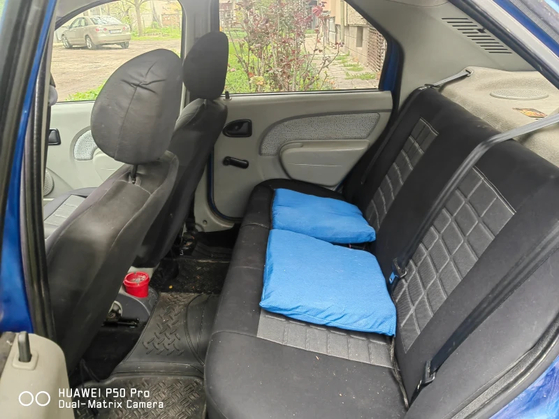 Dacia Logan, снимка 6 - Автомобили и джипове - 52361924