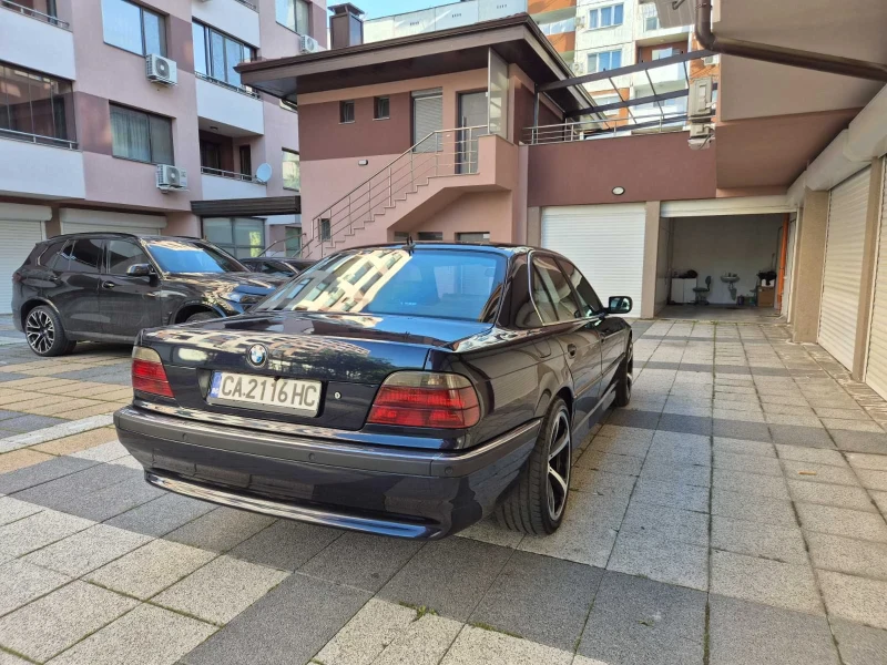 BMW 730 Individual, снимка 4 - Автомобили и джипове - 51892314