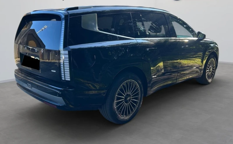 Hyundai Ioniq 9* 110kW* 6+ 1* HEAD-UP* DISTR* 360CAM* PANO* , снимка 3 - Автомобили и джипове - 52120817