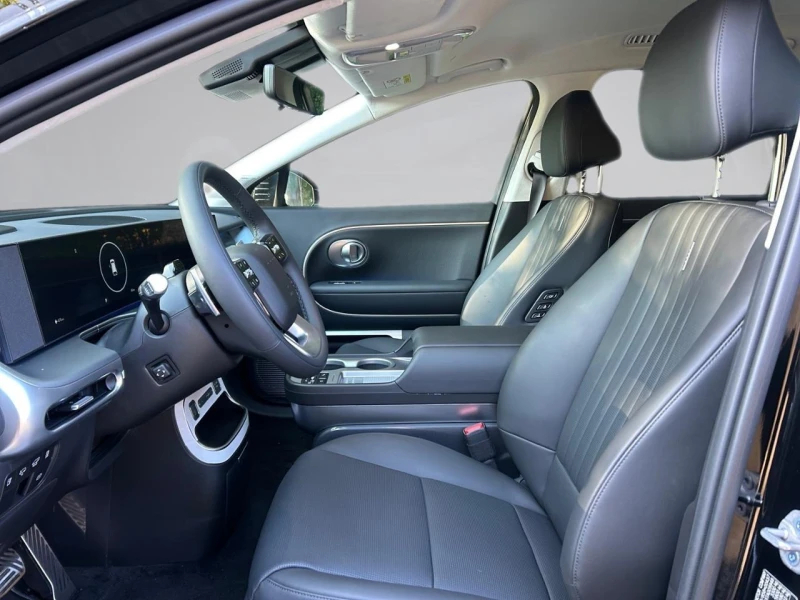 Hyundai Ioniq 9* 110kW* 6+ 1* HEAD-UP* DISTR* 360CAM* PANO* , снимка 5 - Автомобили и джипове - 52120817