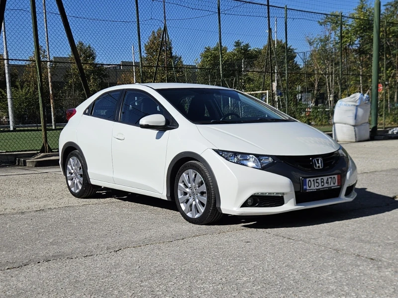 Honda Civic 1.8i-VTEC F1 Automatic, снимка 3 - Автомобили и джипове - 52144262