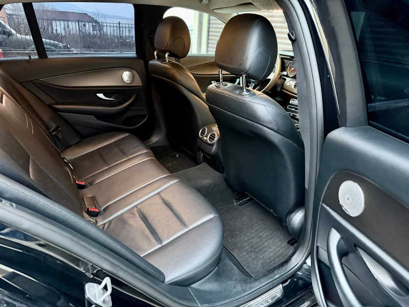 Mercedes-Benz E 220 CDI 9G AMG XENON LED NAVI, снимка 11 - Автомобили и джипове - 53105571