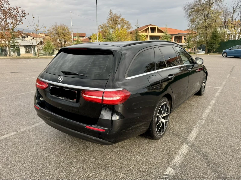 Mercedes-Benz E 220 CDI 9G AMG XENON LED NAVI, снимка 5 - Автомобили и джипове - 52474473
