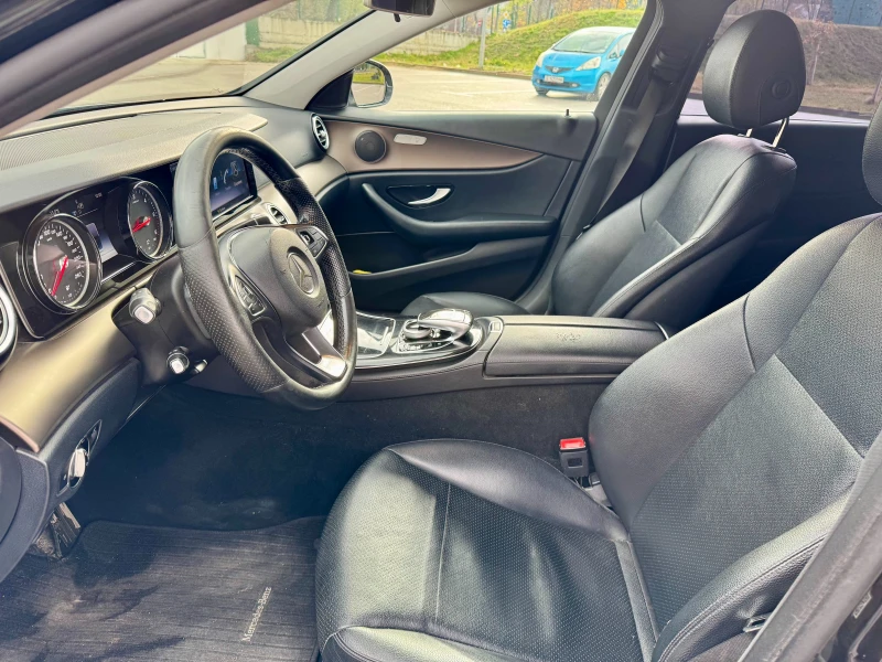 Mercedes-Benz E 220 CDI 9G AMG XENON LED NAVI, снимка 9 - Автомобили и джипове - 52474473