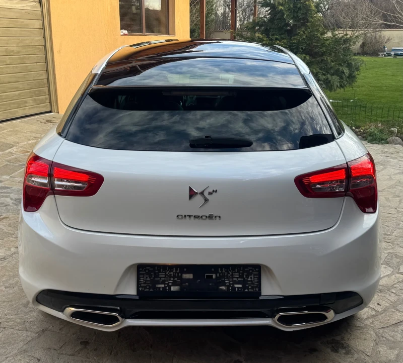 Citroen DS5 Всички екстри!Hybrid-4!Серв.история!, снимка 4 - Автомобили и джипове - 52797729