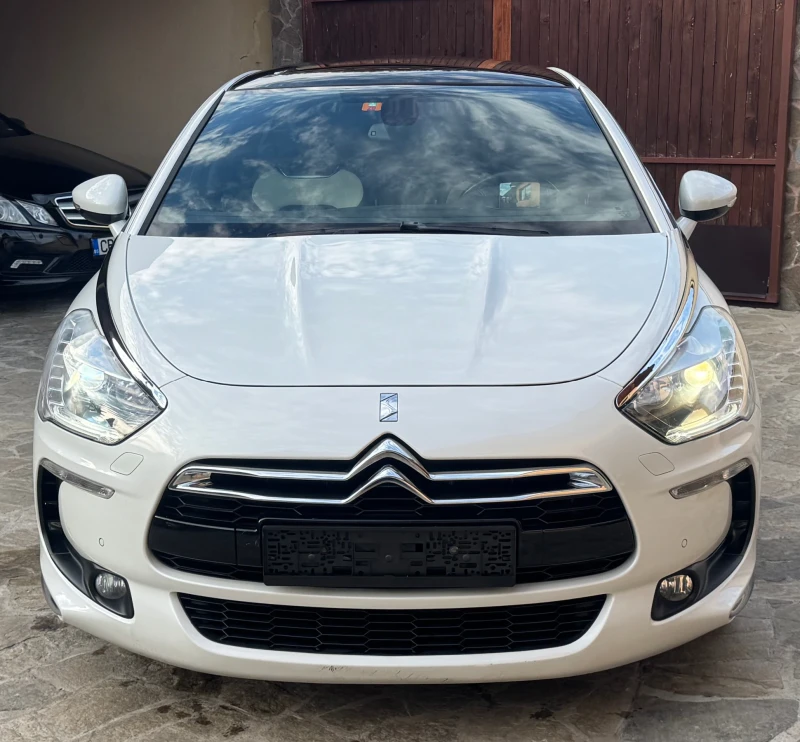 Citroen DS5 Всички екстри!Hybrid-4!Серв.история!, снимка 3 - Автомобили и джипове - 52797729