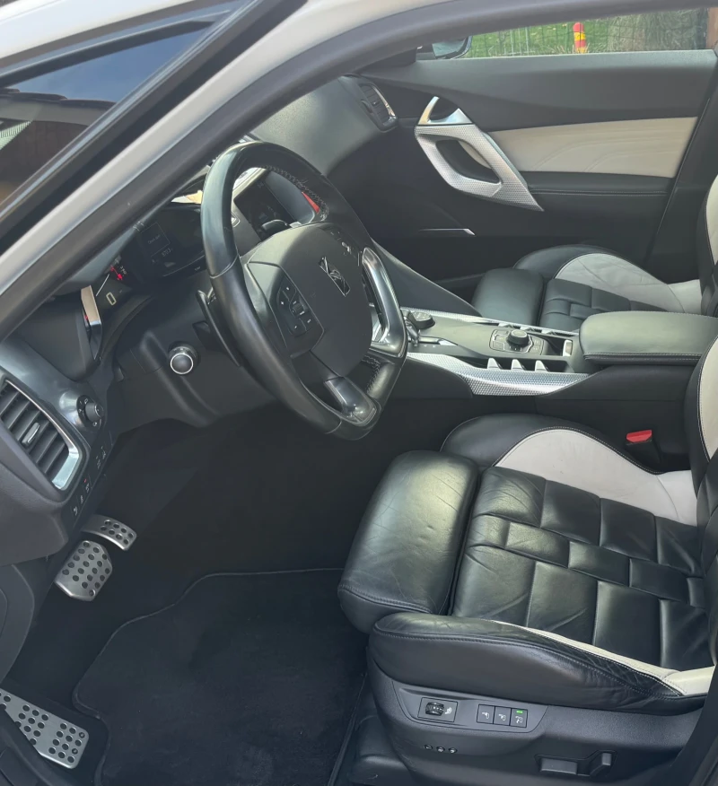 Citroen DS5 Всички екстри!Hybrid-4!Серв.история!, снимка 8 - Автомобили и джипове - 52797729
