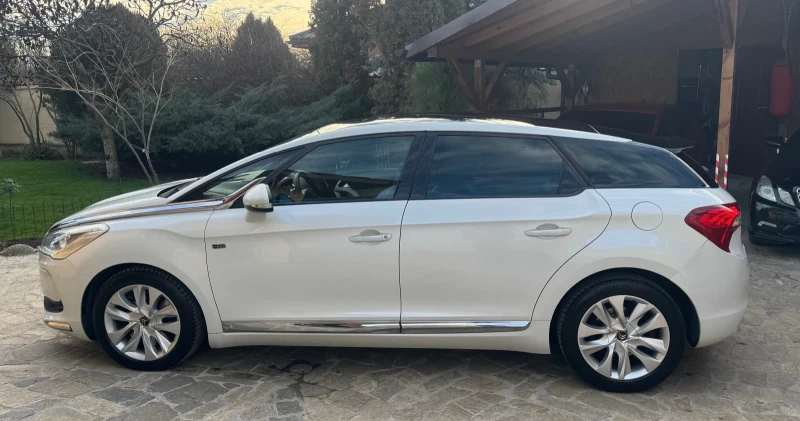 Citroen DS5 Всички екстри!Hybrid-4!Серв.история!, снимка 5 - Автомобили и джипове - 52797729