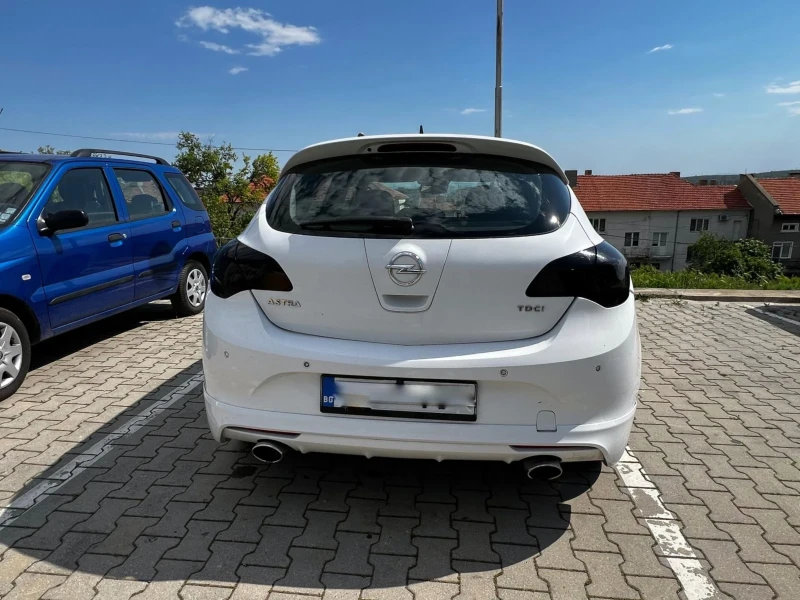 Opel Astra 2.0 TDCI COSMO, снимка 2 - Автомобили и джипове - 52828616