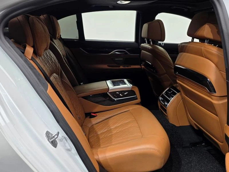 BMW 730 730D xDrive M Sports, снимка 12 - Автомобили и джипове - 55500559