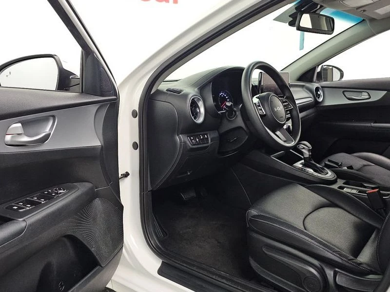 Kia K3 1.6| 123�.�. | Mobile.bg � ����������� 10