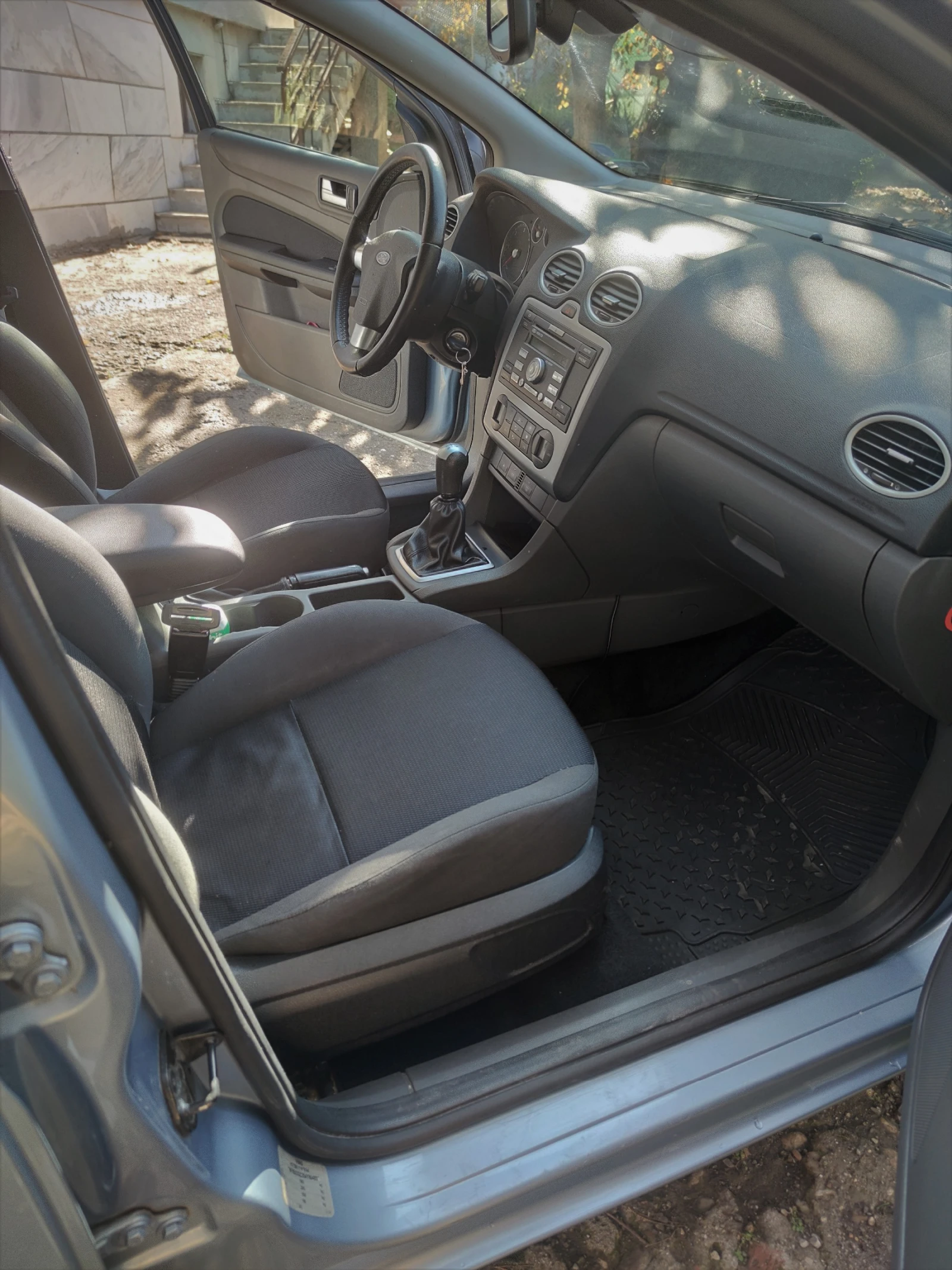 Ford Focus 2.0tdci,  6скорости - изображение 10