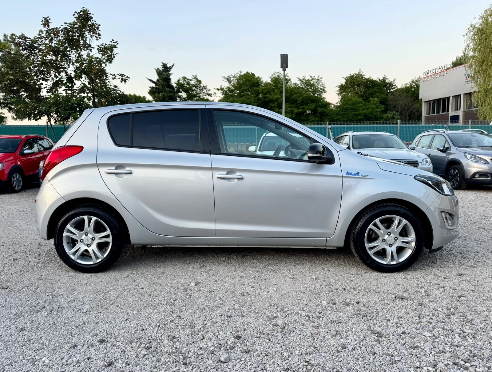 Hyundai I20 1.4i BlueDrive ТОП СЪСТОЯНИЕ - изображение 6