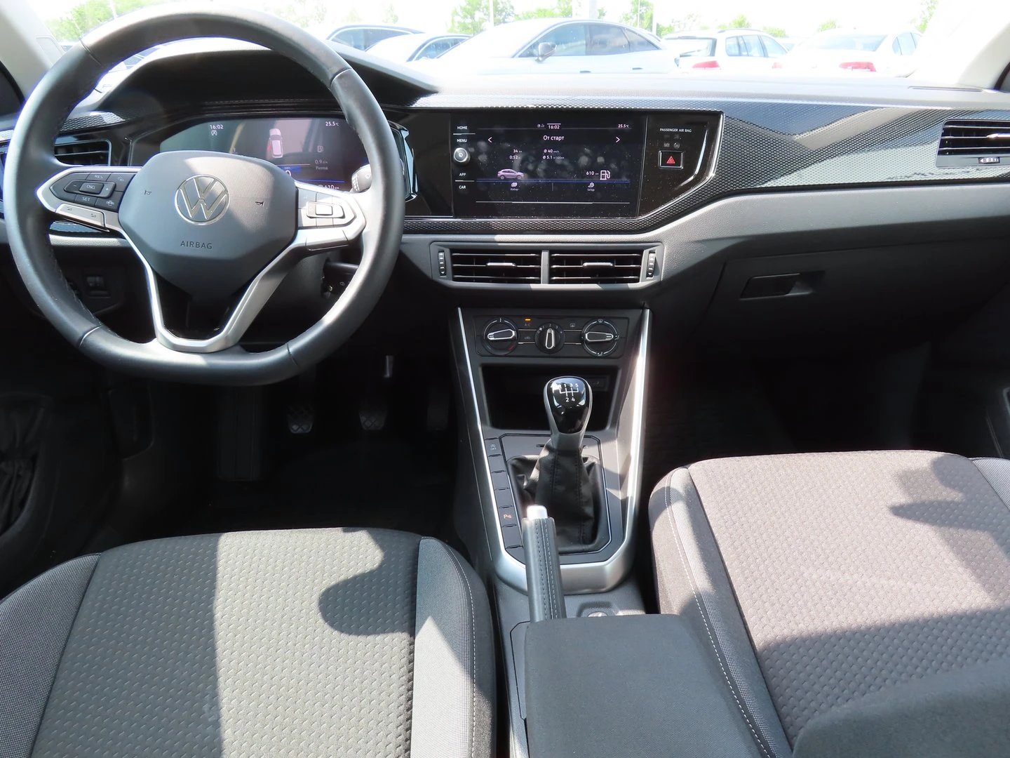 VW Taigo Life 1.0 TSI OPF - изображение 5