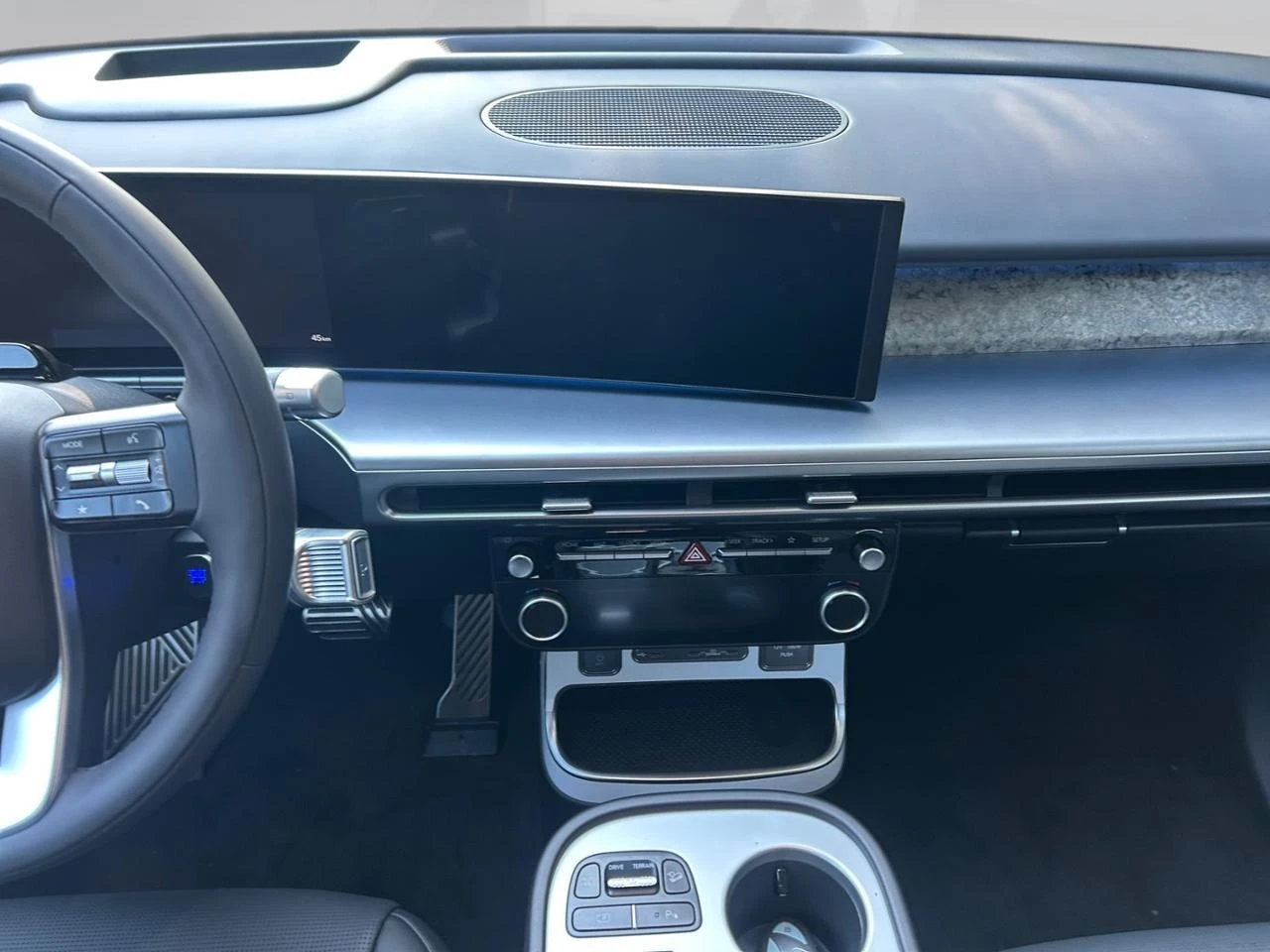 Hyundai Ioniq 9* 110kW* 6+ 1* HEAD-UP* DISTR* 360CAM* PANO*  - изображение 7