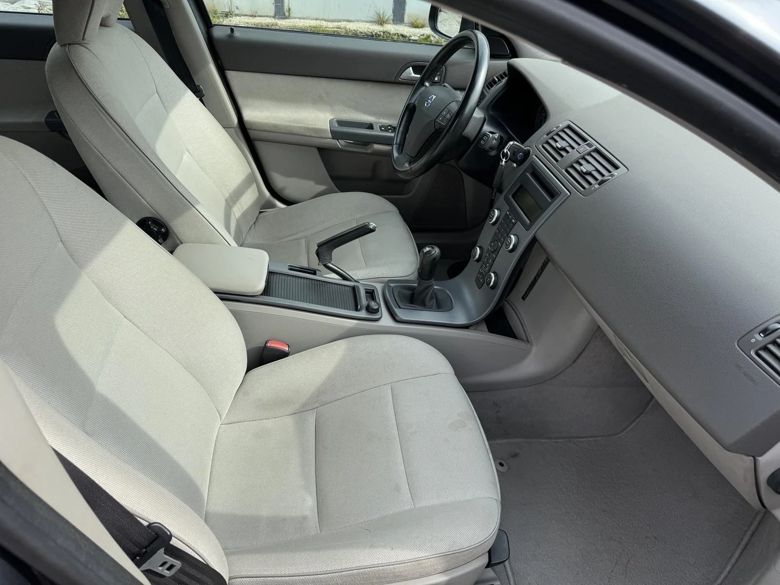 Volvo V50 1.6D 110kc.  | Mobile.bg   14