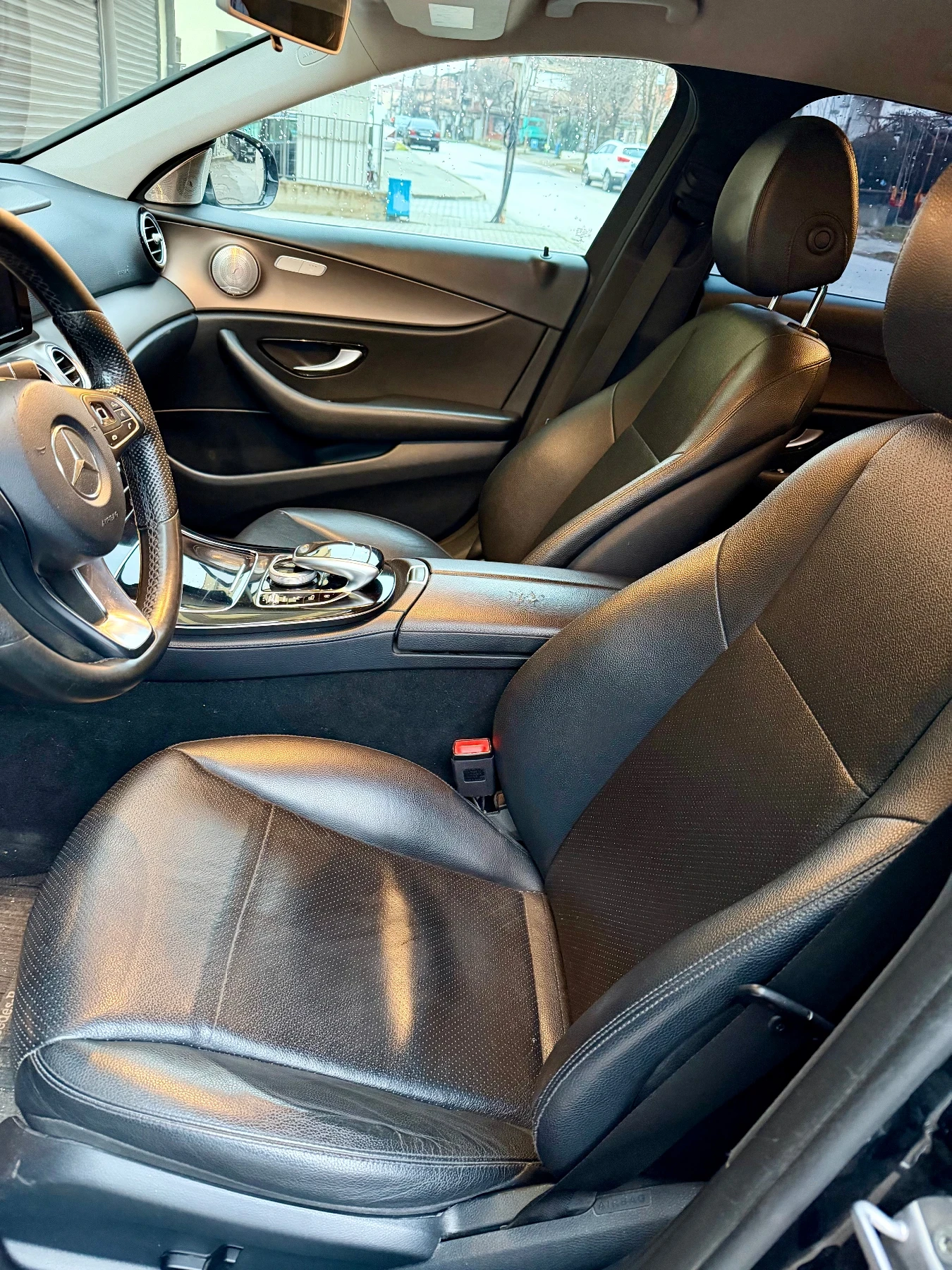 Mercedes-Benz E 220 CDI 9G AMG XENON LED NAVI | Mobile.bg � ����������� 9