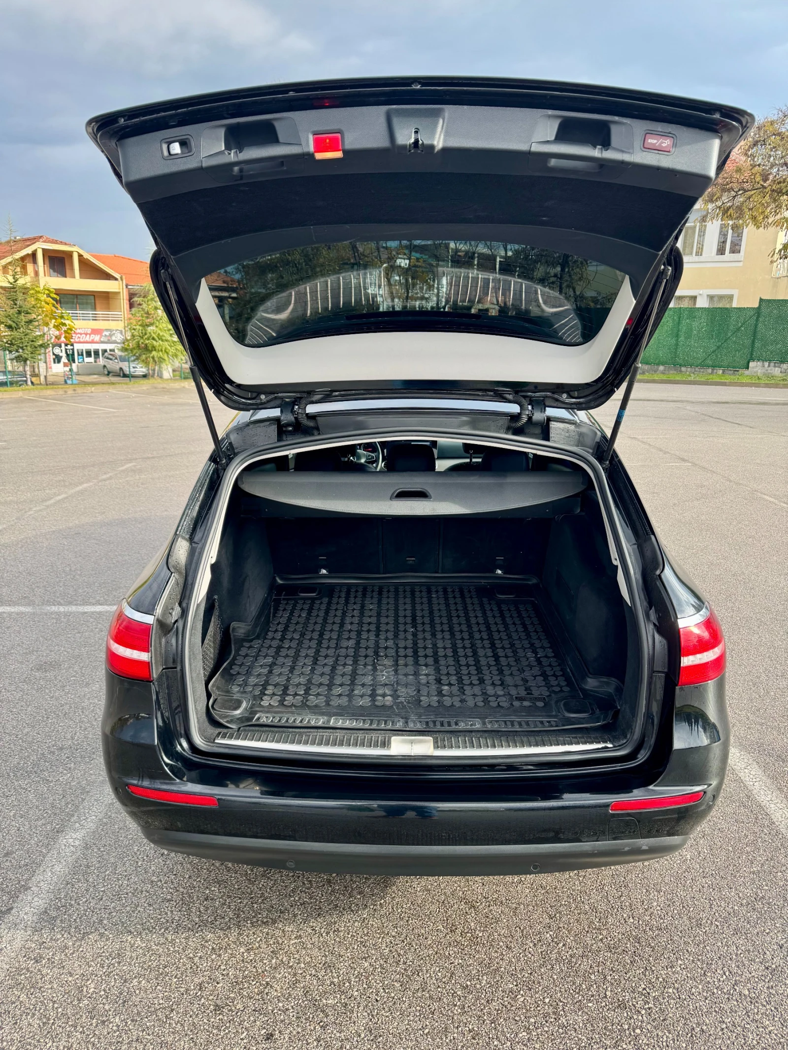 Mercedes-Benz E 220 CDI 9G AMG XENON LED NAVI | Mobile.bg   17