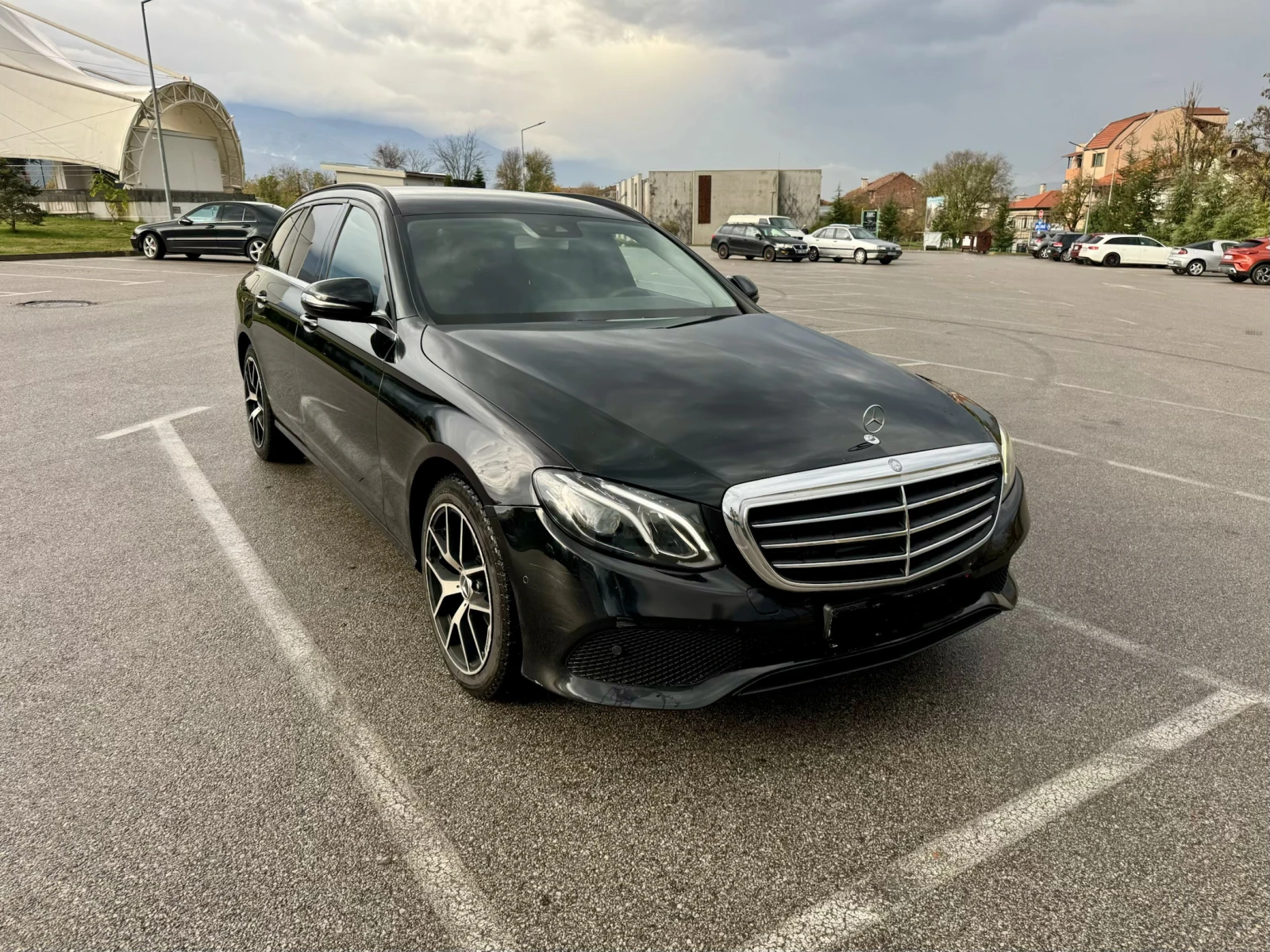 Mercedes-Benz E 220 CDI 9G AMG XENON LED NAVI - изображение 3
