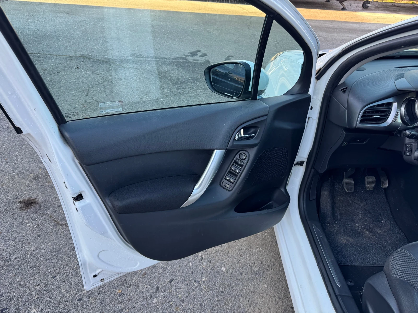 Citroen C3 1.4i GPL Exclusive Euro5 - изображение 9