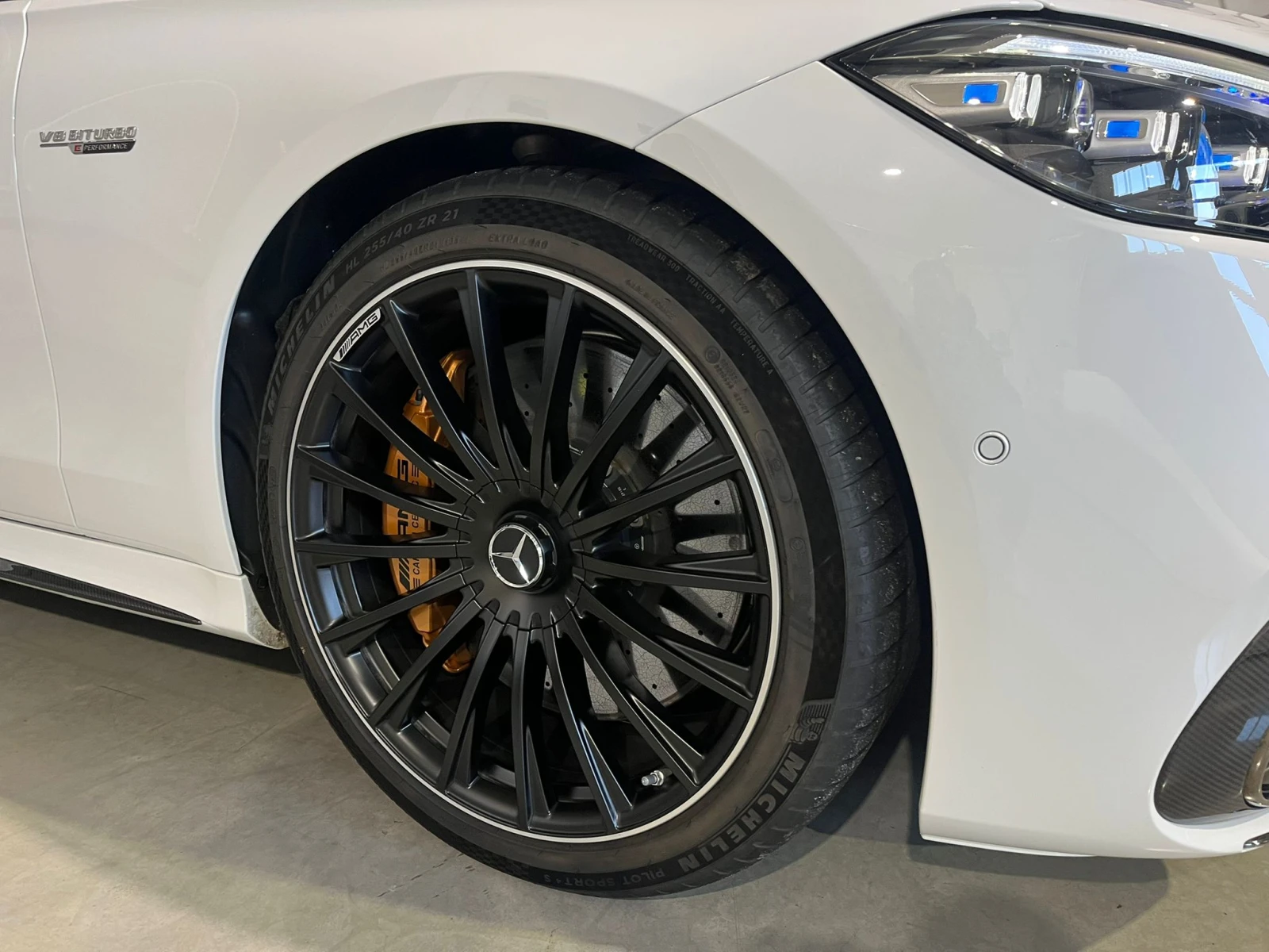 Mercedes-Benz S 63 AMG E-PERF CARBON CERAMIC BURMEISTER 4D 3xTV DESIGNO - изображение 6