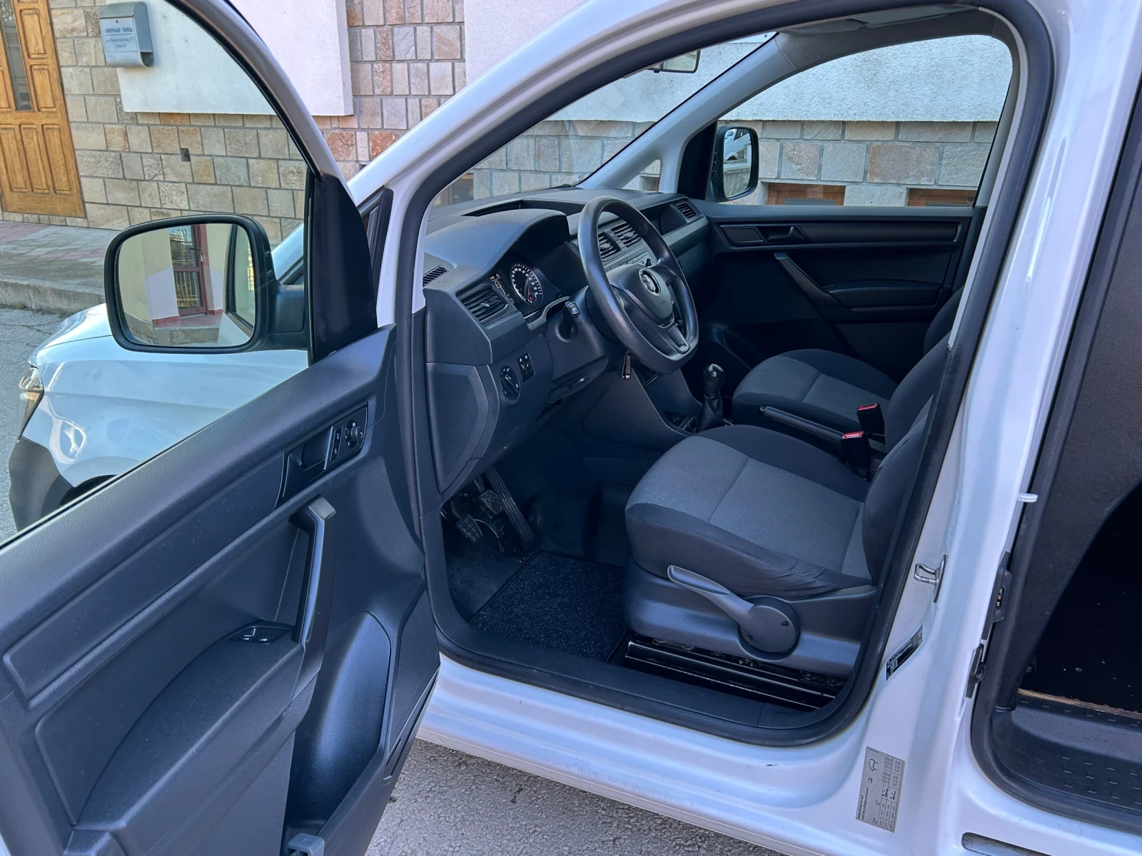 VW Caddy 2.0TDI * * * LONG* MAXI* 2 СТР. ВРАТИ* * *  - изображение 8