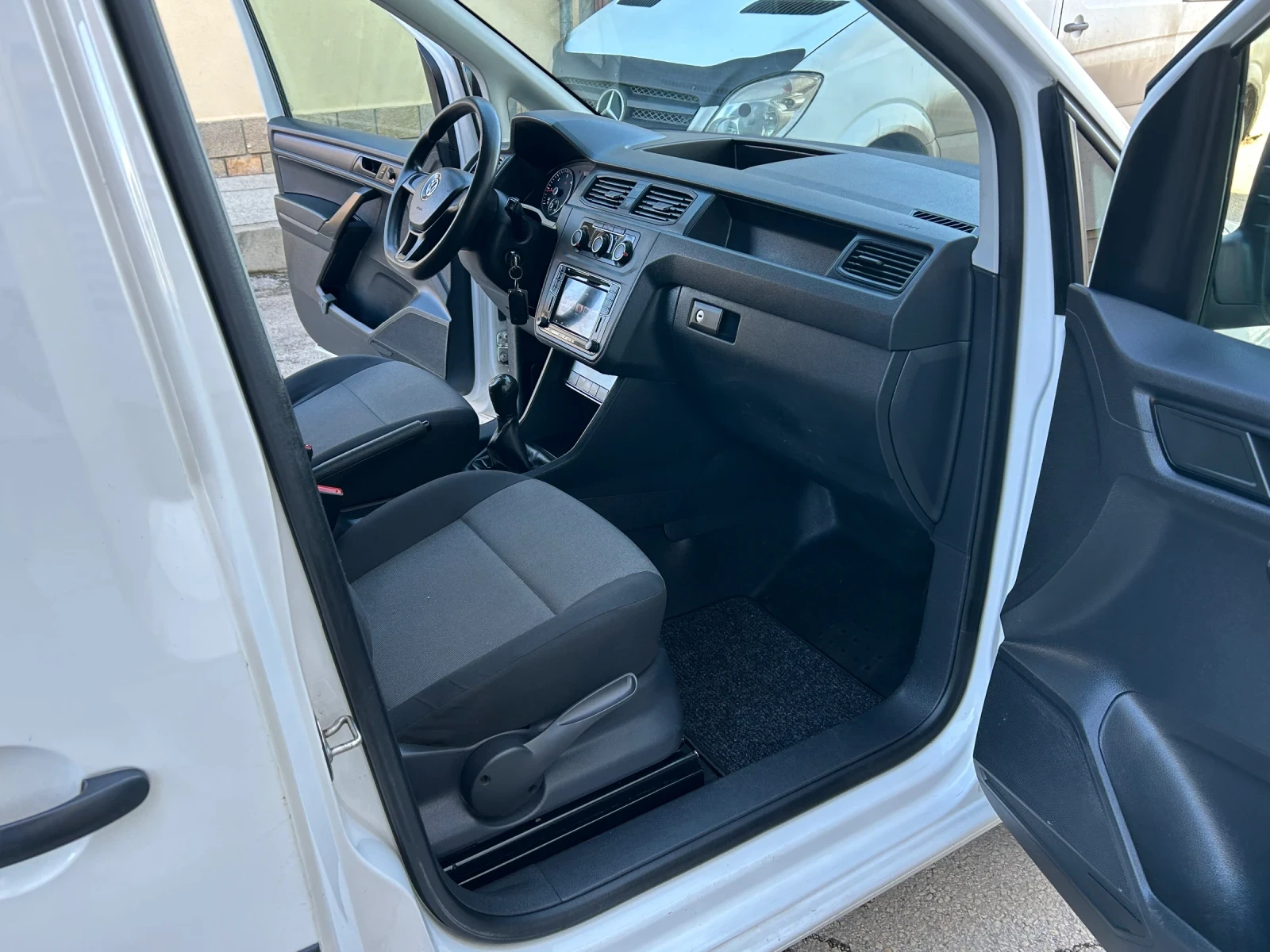 VW Caddy 2.0TDI * * * LONG* MAXI* 2 СТР. ВРАТИ* * *  - изображение 10