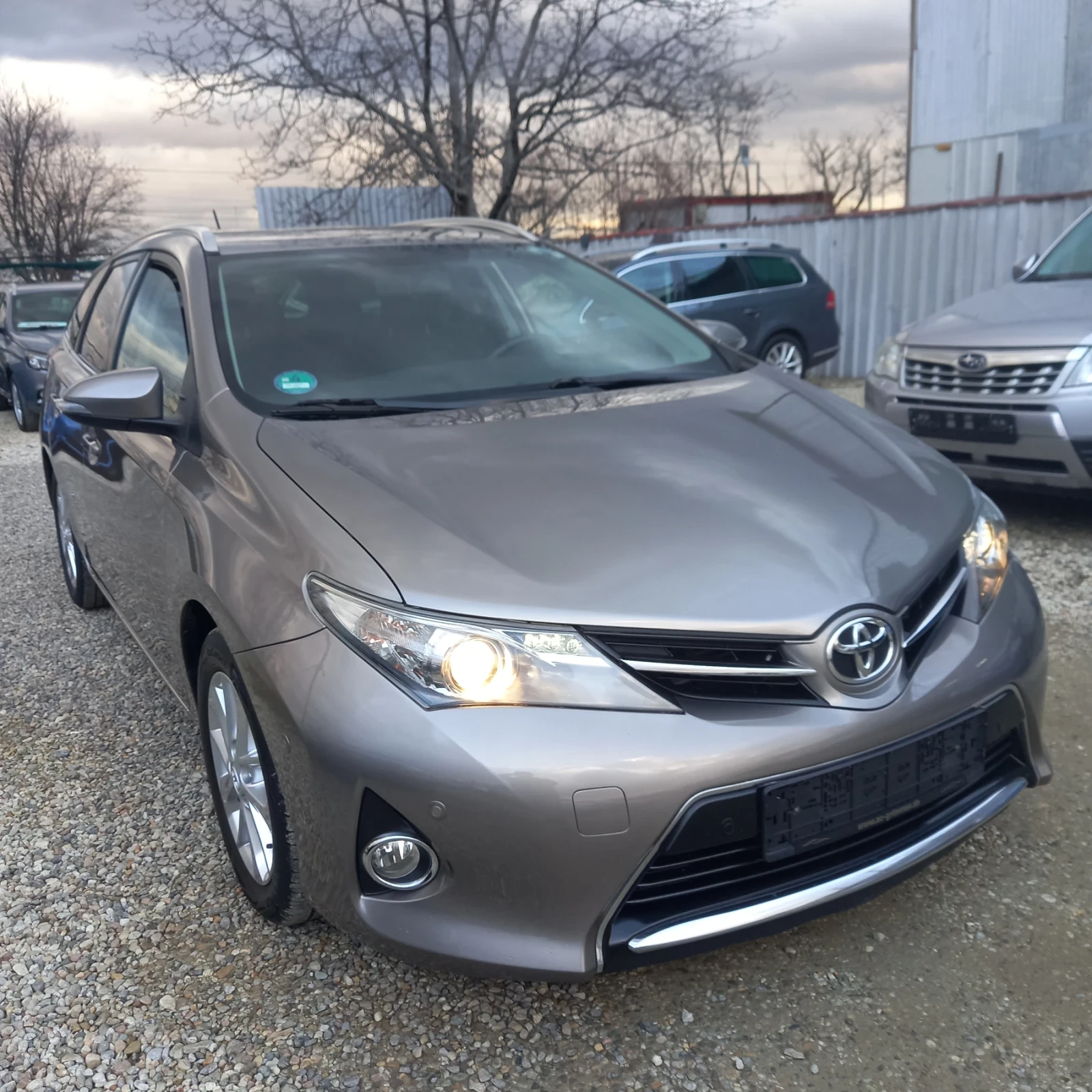 Toyota Auris 20 D4D ��������� ������ | Mobile.bg � ����������� 1