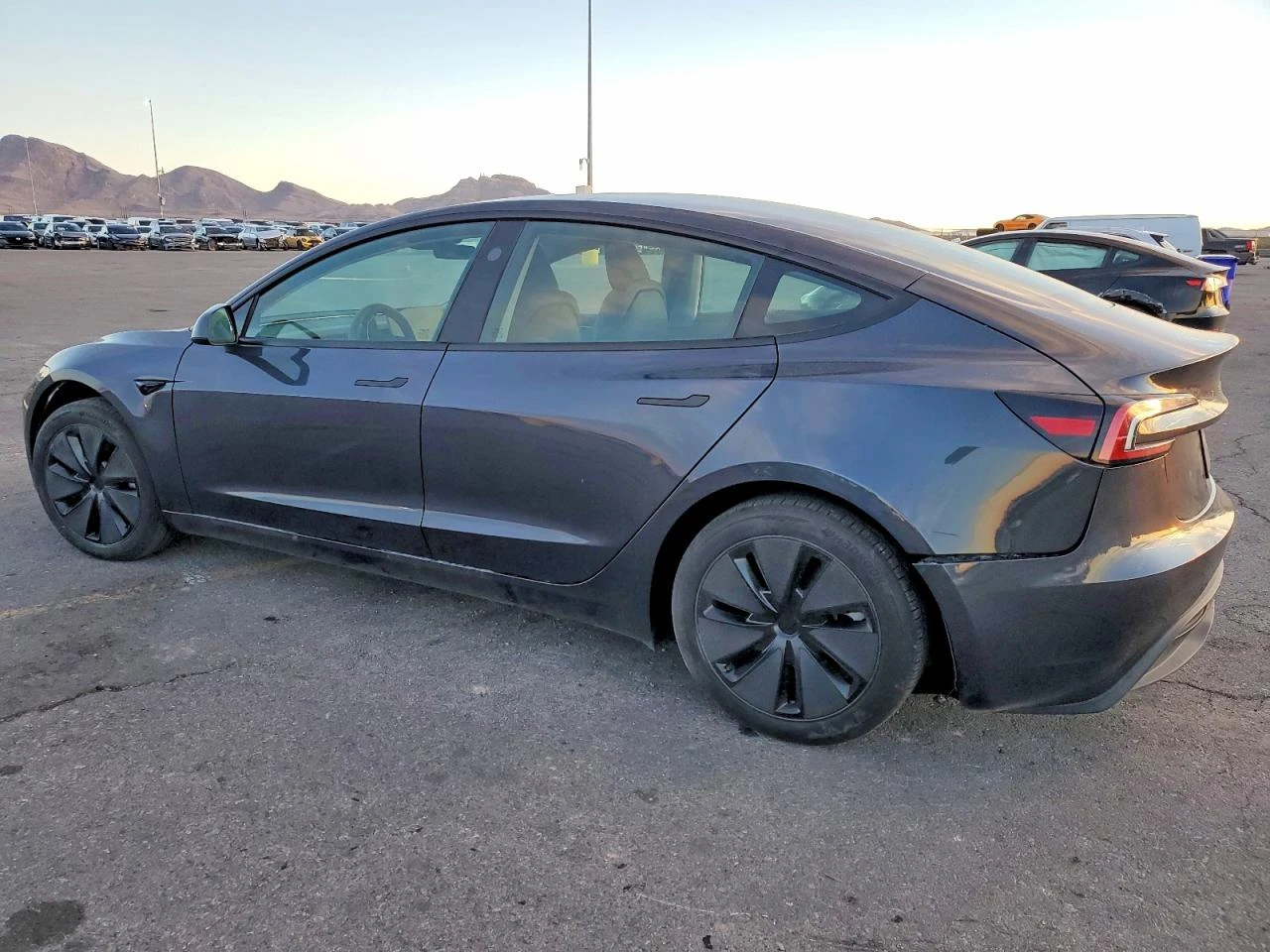 Tesla Model 3 RWD Highland GEN, снимка 2 - Автомобили и джипове - 53987205