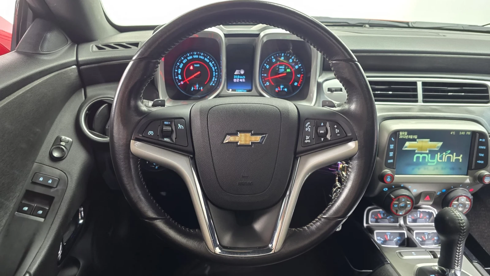 Chevrolet Camaro 2015* ZL1 PACK* КОЖА* КРАЙНА ЦЕНА, снимка 6 - Автомобили и джипове - 54073115