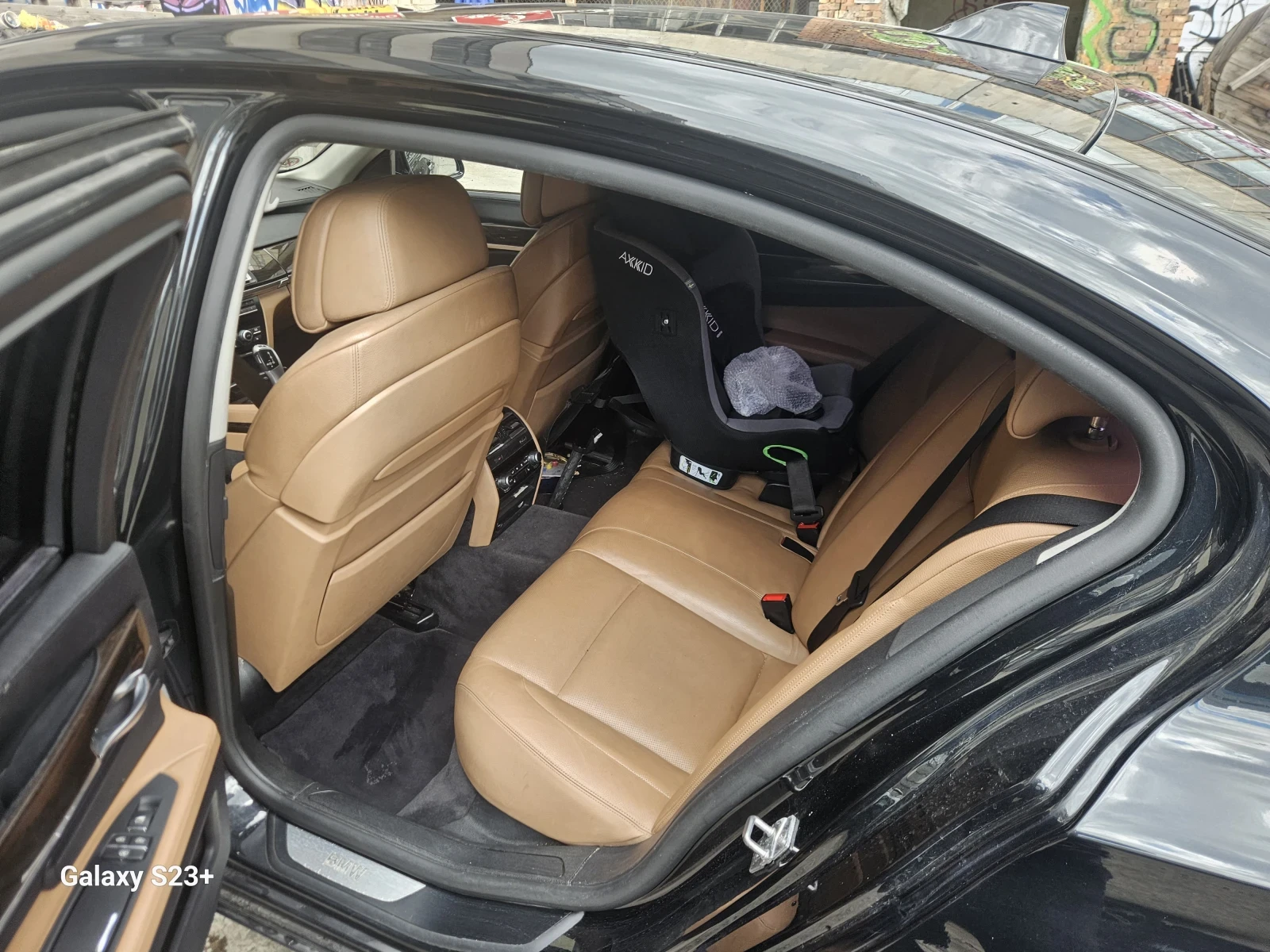 BMW 750, снимка 8 - Автомобили и джипове - 54172234