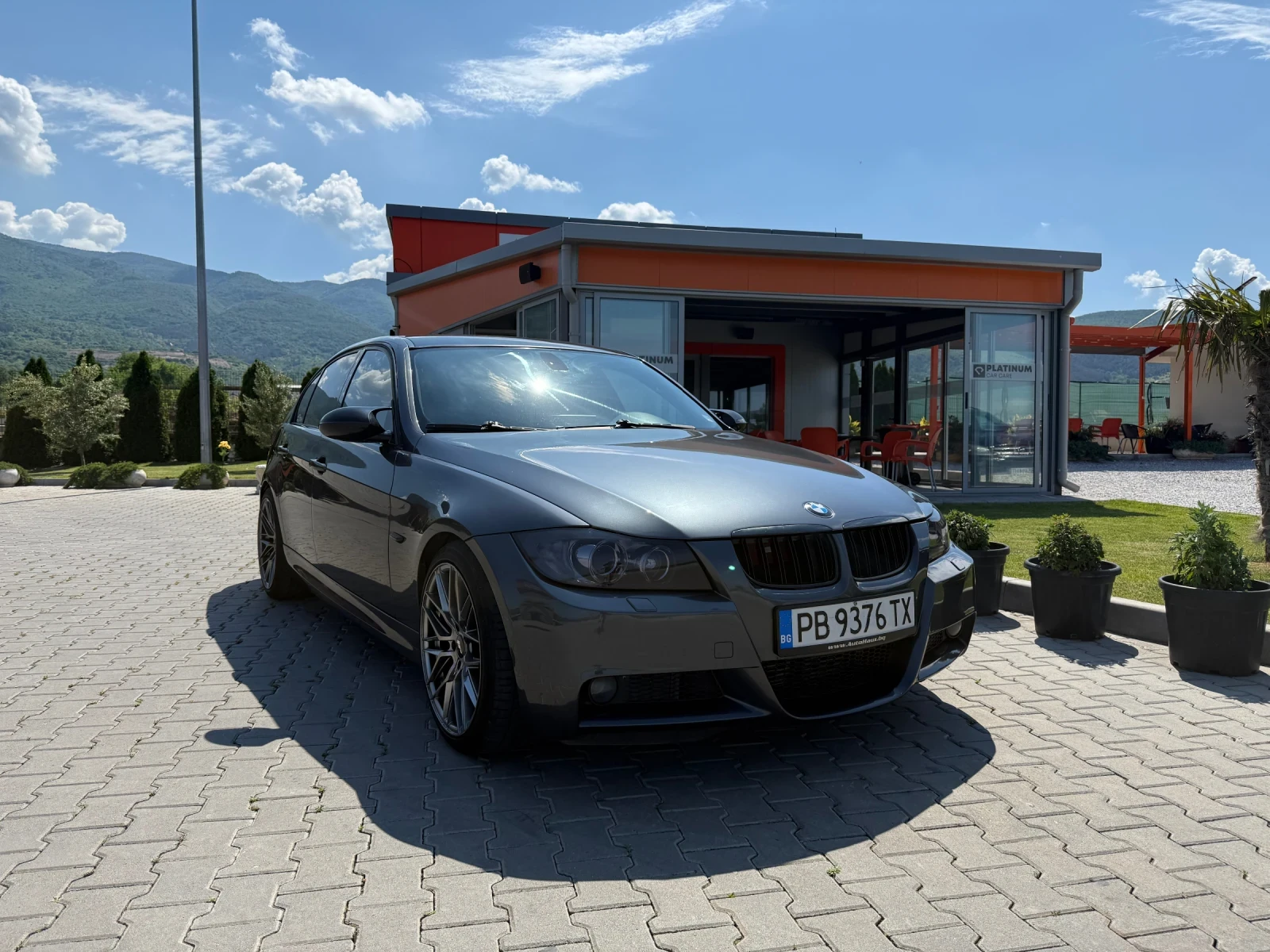 BMW 320 M-Pack, снимка 6 - Автомобили и джипове - 54683981