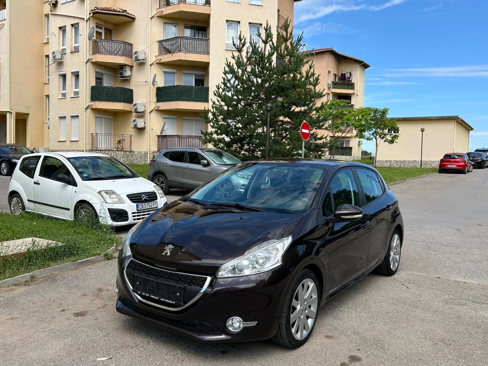 Peugeot 208 1.2i 82ks Evro5