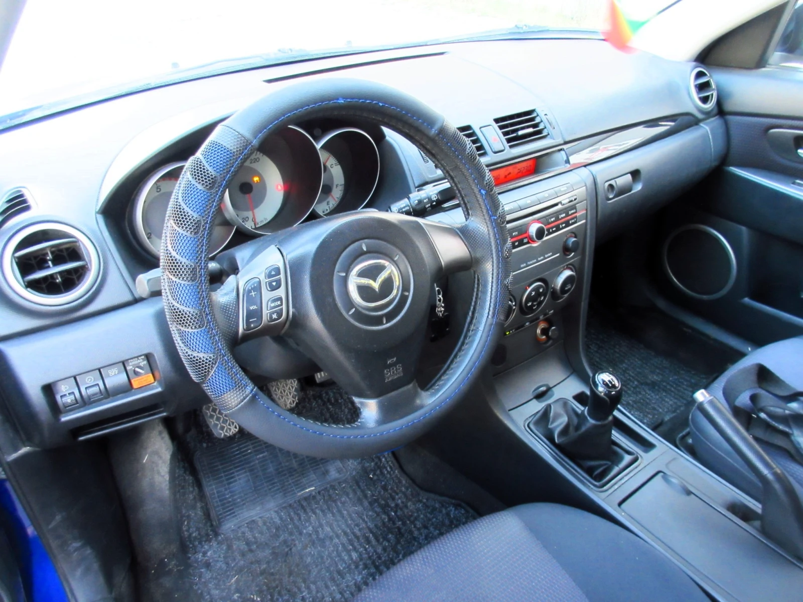 Mazda 3 1.6HDI, снимка 11 - Автомобили и джипове - 55347981