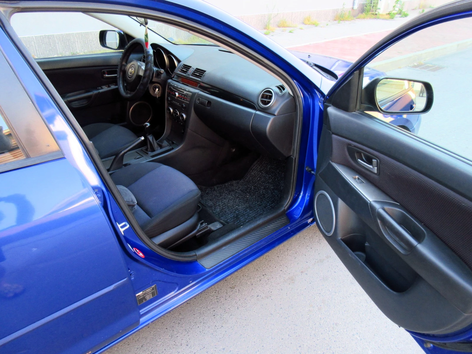 Mazda 3 1.6HDI, снимка 5 - Автомобили и джипове - 55347981