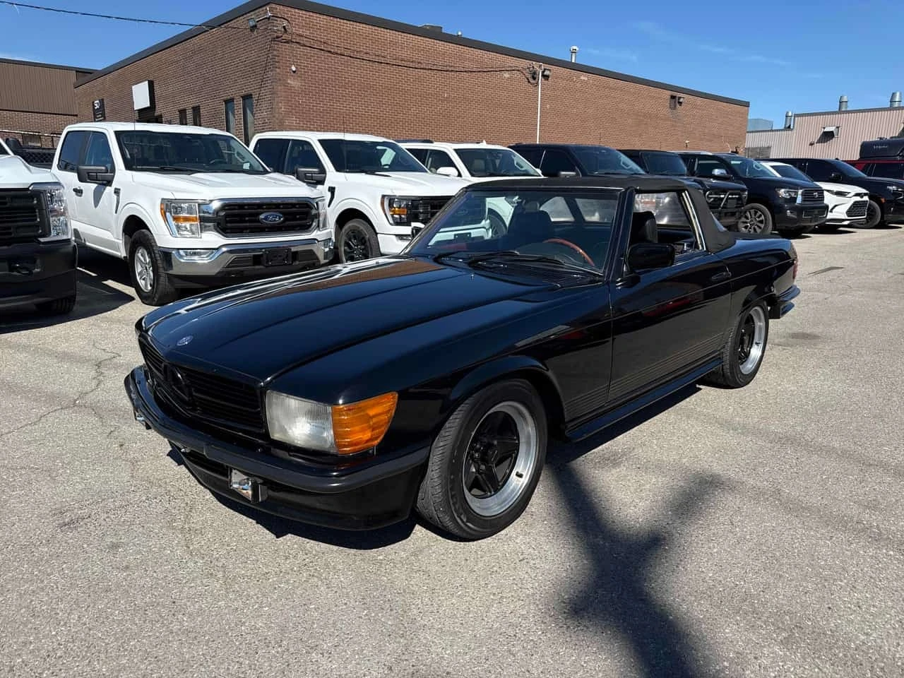 Mercedes-Benz 380 АМГ* 380SL * CARFAX * ФИНАНСИРАНЕ, снимка 2 - Автомобили и джипове - 55731077