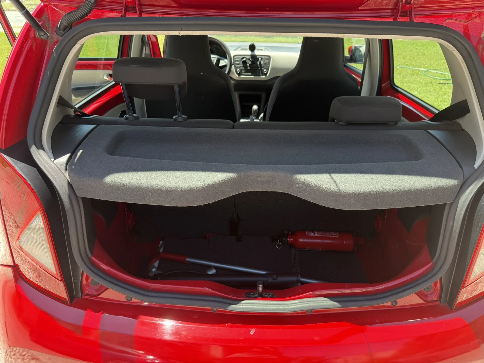 Seat Mii, снимка 6 - Автомобили и джипове - 55779636
