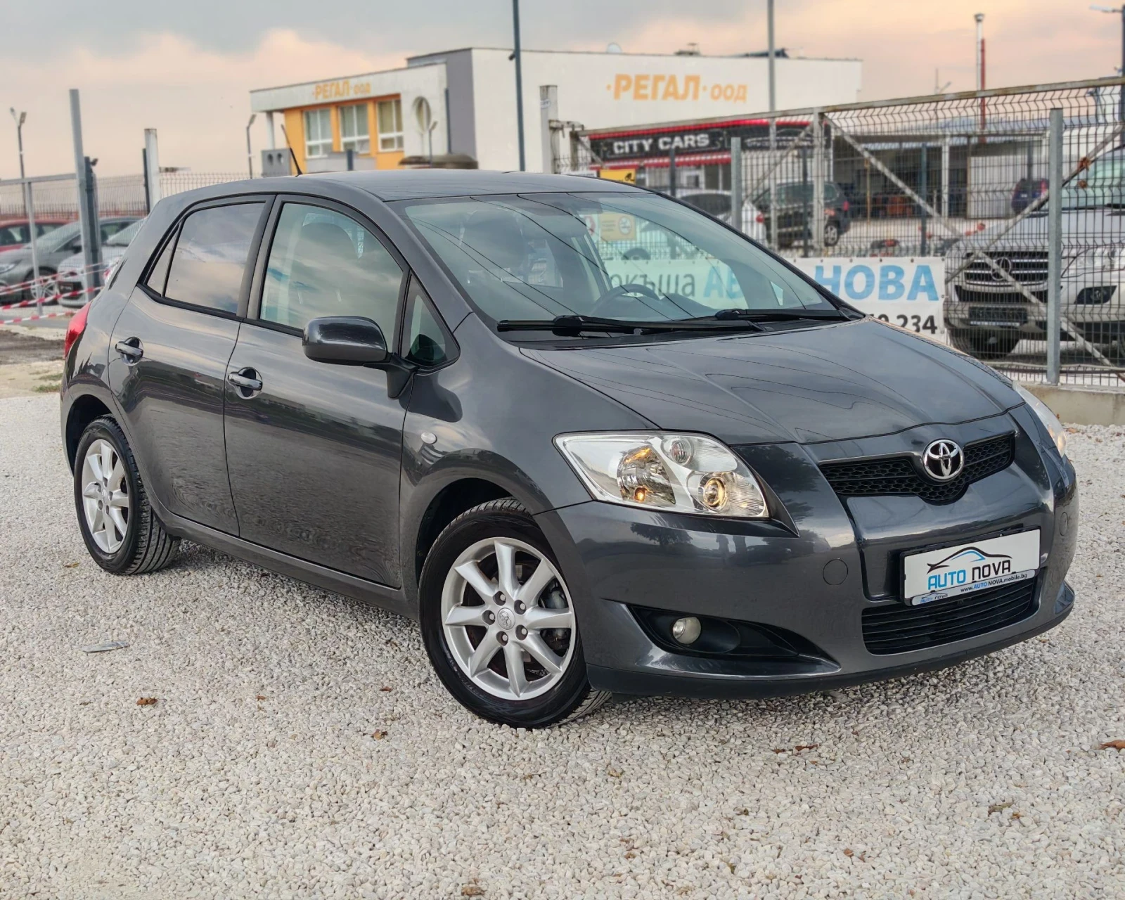 Toyota Auris 1.4 ДИЗЕЛ 90 К.С УНИКАЛНО СЪСТОЯНИЕ!!!