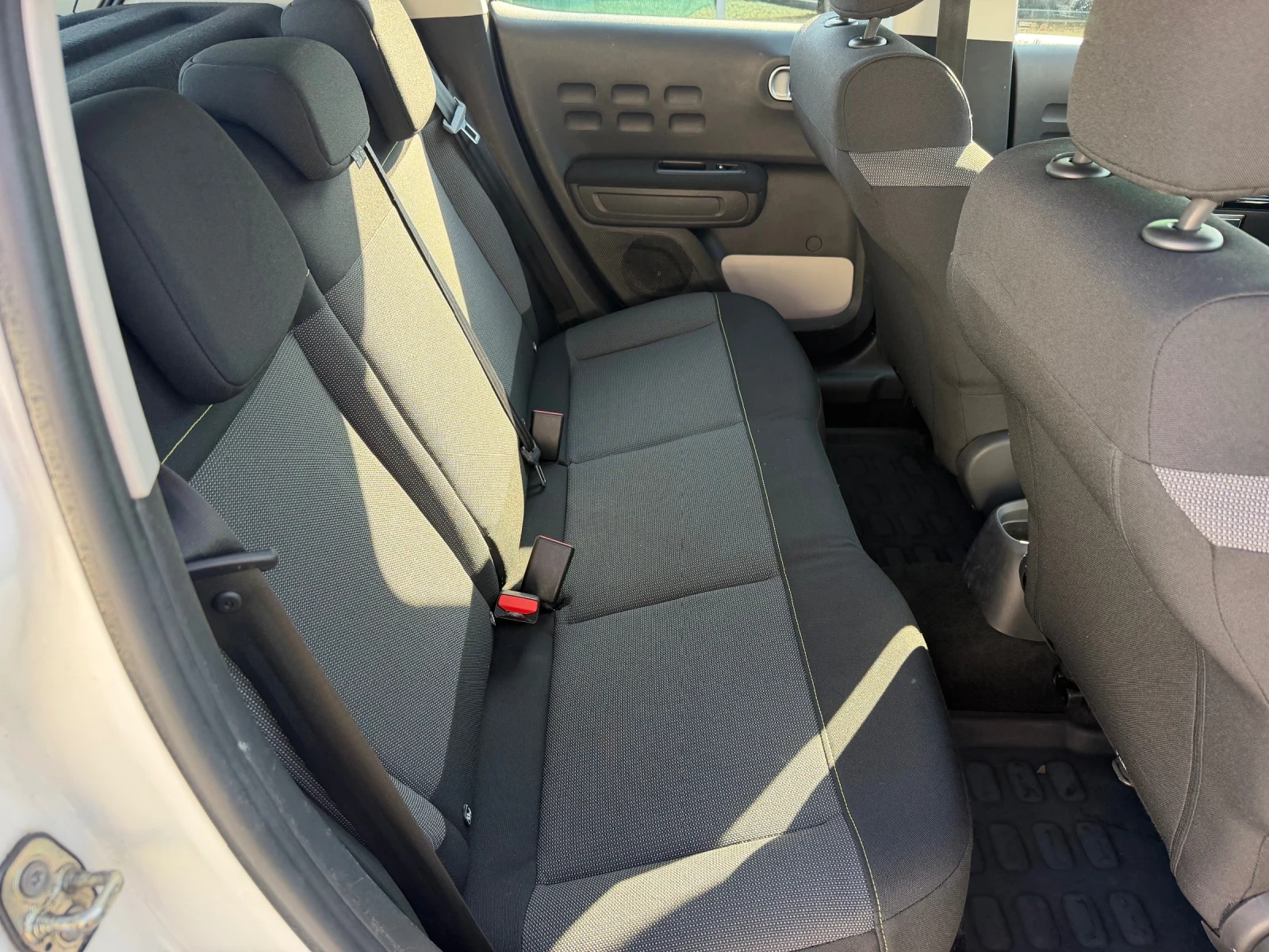 Citroen C3 1.6d/75hp/EVRO6/Service Book/ | Mobile.bg � ����������� 12